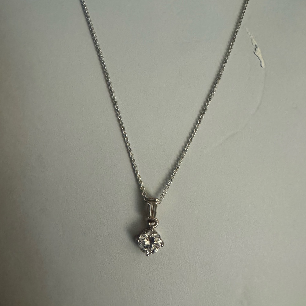Silver Necklace with Crystal Pendant